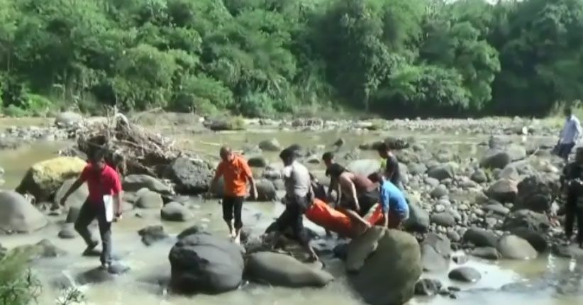 Mayat Penuh Luka Memar Ditemukan di Bawah Jembatan Tol Purbaleunyi