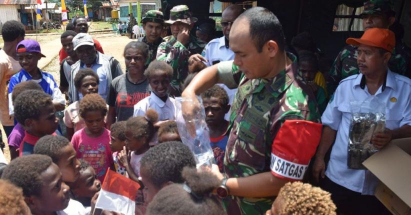 Antisipasi Wabah Campak, Kodim Sorong Gelar Pengobatan Massal 