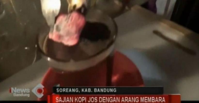 Menikmati Sajian Kopi Jos dengan Arang Membara di Soreang