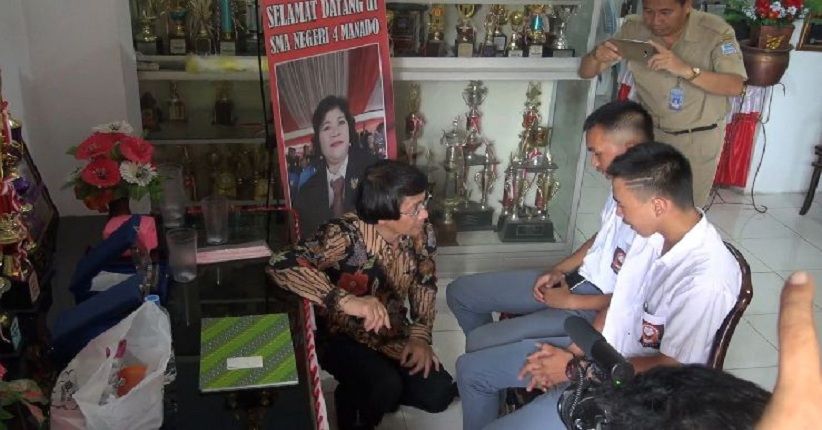 Kak Seto Kunjungi Remaja Salah Tangkap yang Diduga Dianiaya 30 Polisi