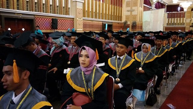 Universitas Winaya Mukti Bandung Luluskan 469 Mahasiswa Terbaik