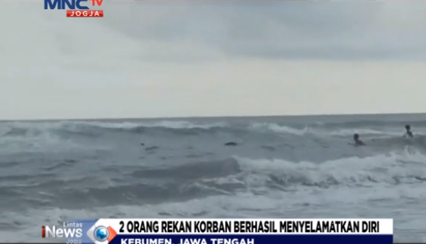 Asyik Mandi, Sejoli Ini Tenggelam di Pantai Setrojenar
