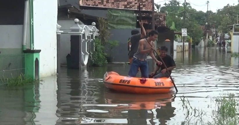 Diguyur Hujan Beberapa Jam, Ribuan Rumah Di Pekalongan Kebanjiran