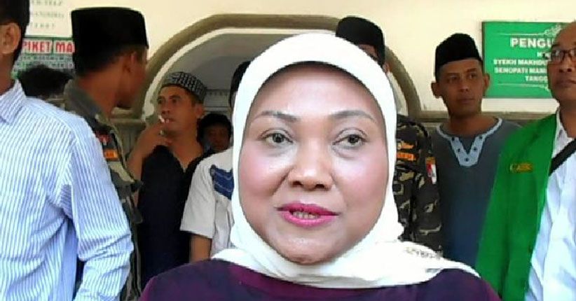 Cari Simpati Nahdliyin, Ida Fauziah Ziarah ke Makam Kyai Sepuh NU