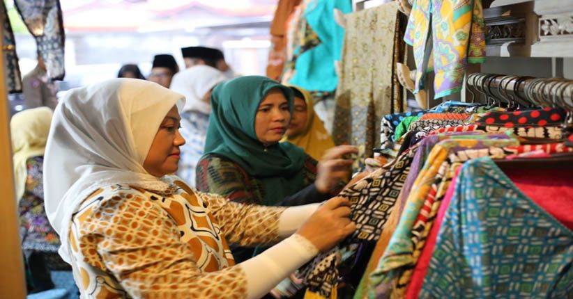 Sambangi Sentra Batik di Pekalongan, Ida Komitmen Lindungi Batik