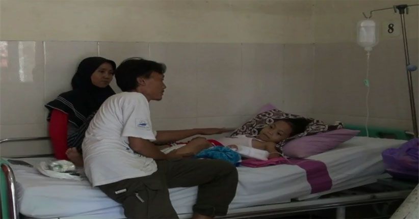 Jatuh dari Jembatan Gantung, Bocah SD di Tegal Ini hanya Luka Ringan