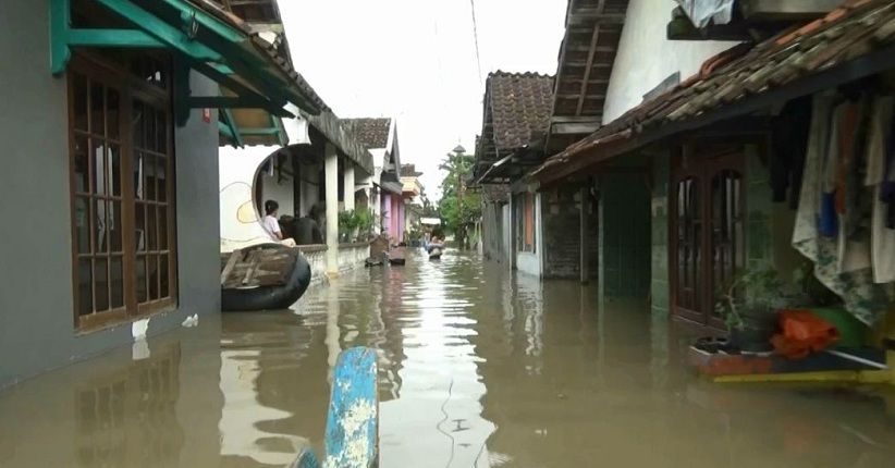 Bengawan Solo Hampir Siaga Merah, Banjir Meluas di 6 Kecamatan