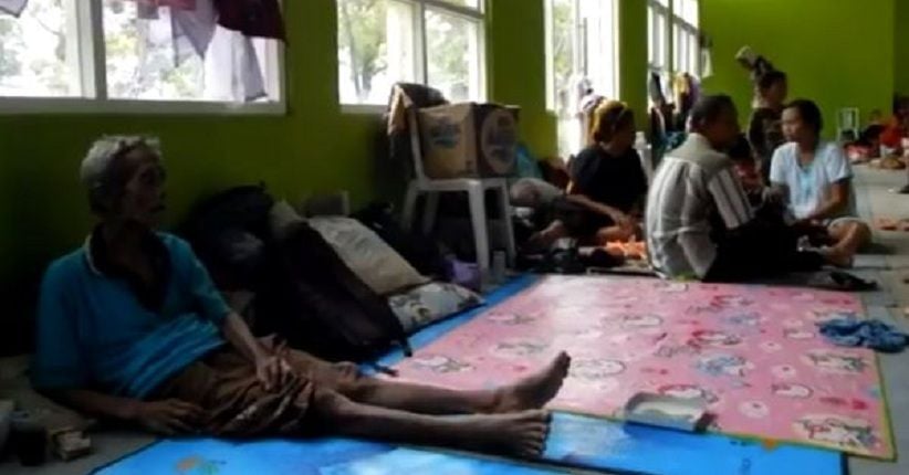 Banjir, 250 Warga Kudus Mengungsi di Balai Desa dan Klenteng