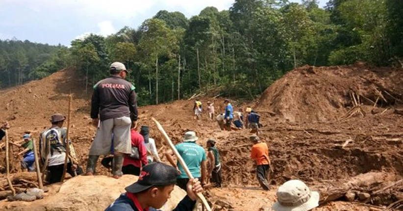title Korban Longsor Brebes Kembali Ditemukan, Basarnas Akan Turunkan Tim  Korban Longsor Brebes Kembali Ditemukan, Basarnas Akan Turunkan Tim