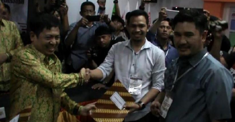 title KPU Resmi Tetapkan 2 Paslon, DiAmi Head to Head Lawan Appi-Cicu KPU Resmi Tetapkan 2 Paslon, DiAmi Head to Head Lawan Appi-Cicu