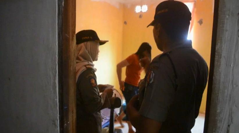 Rumah Kos di Bojonegoro Digerebek, Tiga Pasangan Mesum Diamankan