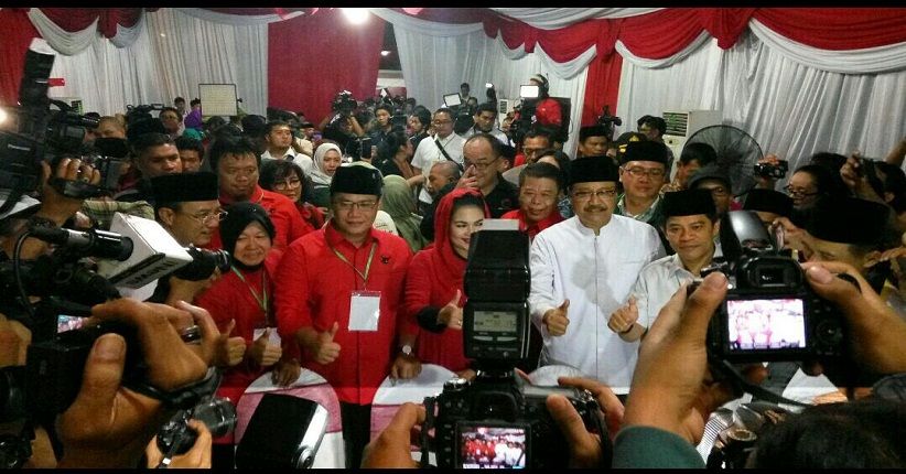 3 Jam Jelang Penutupan, Gus Ipul-Puti Daftar ke KPU