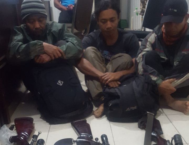 Bawa Senpi dan Peledak, Tiga Pemburu Satwa Liar di Tahura Diamankan