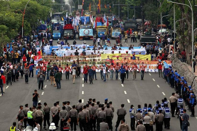Hati-hati lewat Jalan Suryo, 1.000 Buruh Akan Kepung Gedung Grahadi