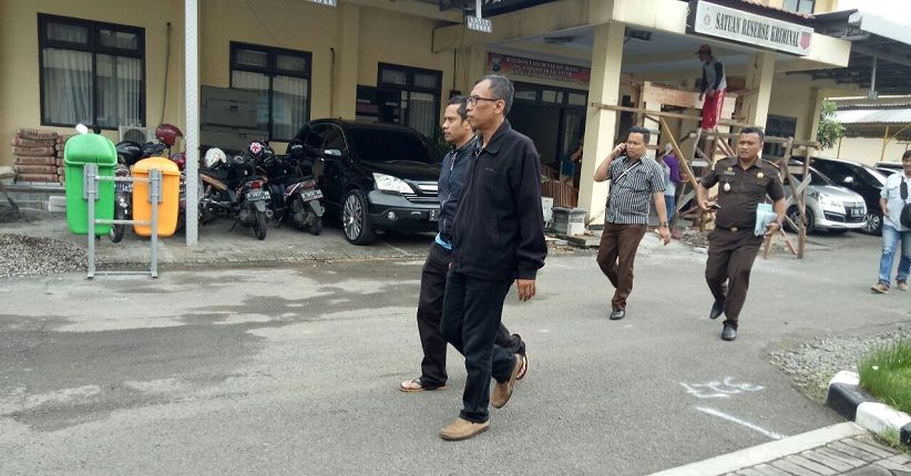 Terlibat Pemerasan, Tim Saber Pungli Ringkus Jaksa Kejati Jatim