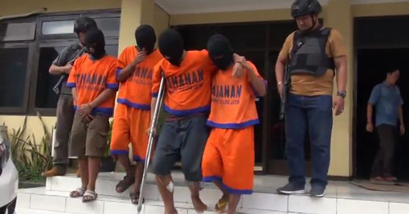 Rampok Spesialis Mobil Rental di Pasuruan Ditembak Polisi