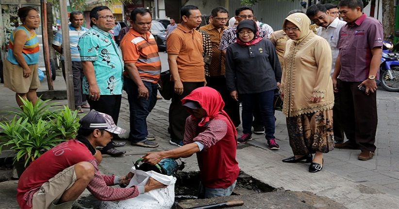 Banjir Mengancam, Risma Pastikan Saluran Air di Karang Empat Normal