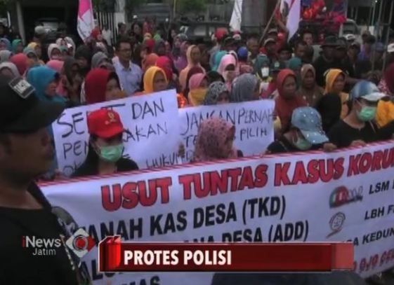 Ratusan Warga Protes Kinerja Polres Jombang