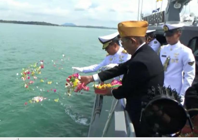 Hari Pahlawan, Lantamal IV Tanjungpinang Tabur Bunga ke Laut