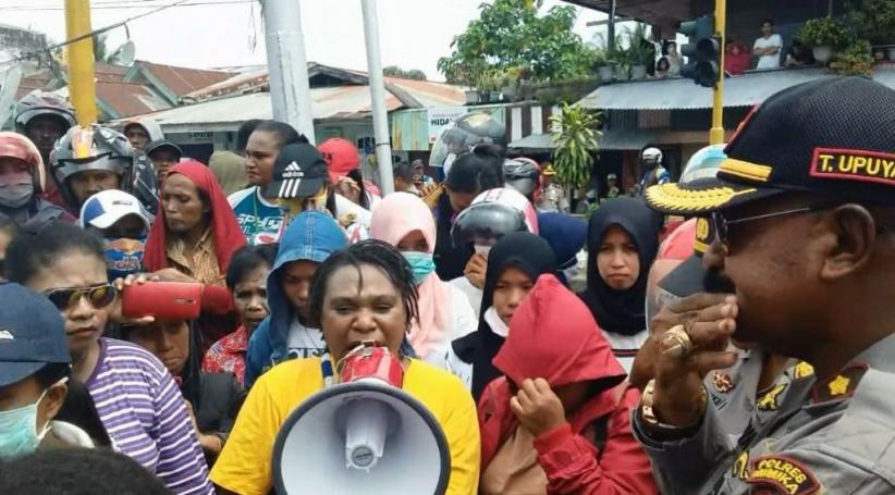 Gubernur Lantik Ketua dan Wakil Majelis Rakyat Papua