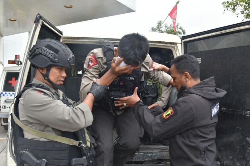 Mobil Patroli Brimob Diberondong Peluru di Timika, Satu Polisi Terluka