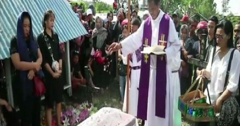 Korban Penyiksaan Ibu Kandung Dimakamkan, Polisi Incar Tersangka Baru