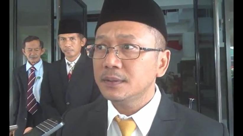 Halaman SD Ditanami Pohon Pisang, Wakil Bupati Berjanji Segera Selesaikan Sengketa Tanah