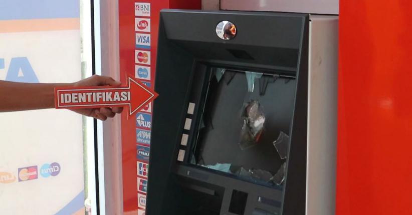 ATM Center di Pangkalpinang Dirusak Orang Tak Dikenal