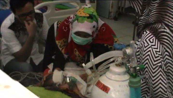 Enam Hari Dirawat Intensif, Bayi Zahra Masih Koma