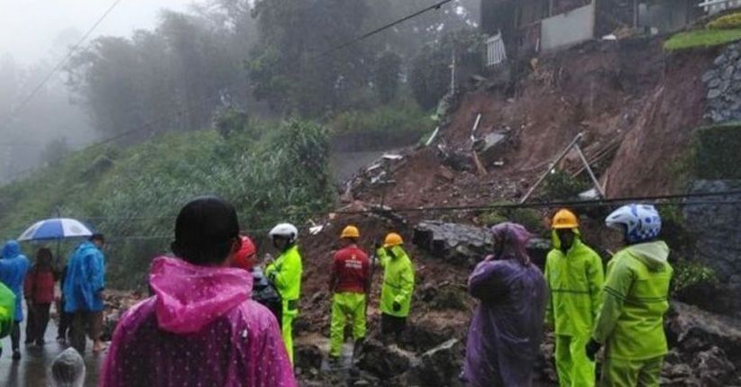 title Bencana Tanah Longsor Terjadi di Manado, 1 Korban Dilaporkan Tewas Bencana Tanah Longsor Terjadi di Manado, 1 Korban Dilaporkan Tewas