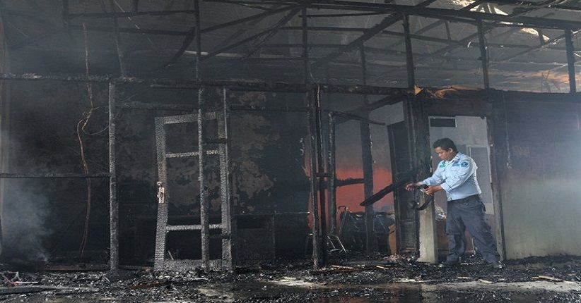 Lapas di Pidie Aceh Terbakar, Polisi Bersenjata Lengkap Amankan Lokasi