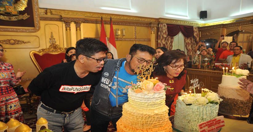 title SYL Berulang Tahun, Ichsan Yasin Limpo: Sulsel Bangga Memilikimu SYL Berulang Tahun, Ichsan Yasin Limpo: Sulsel Bangga Memilikimu
