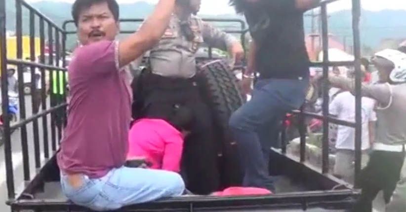 Tabrak Pejalan Kaki, Komplotan Pengutil Pakaian Diamuk Warga, 1 Tewas