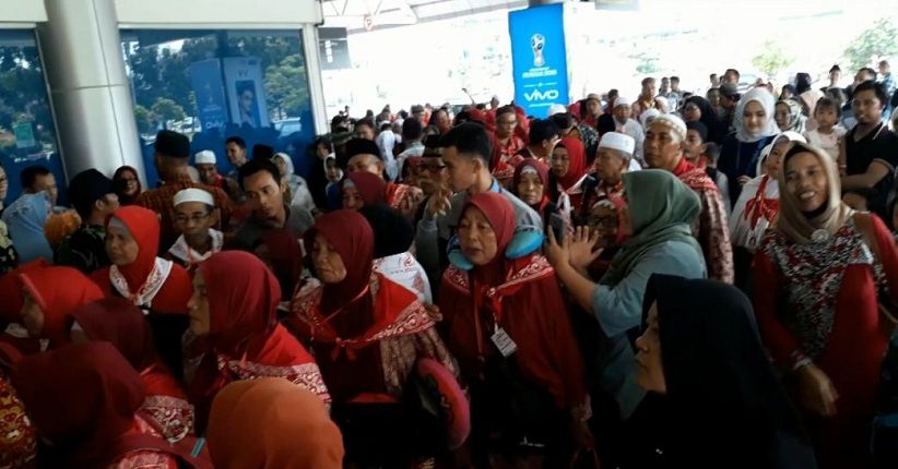 Abu Tours Berangkatkan 350 Jamaah asal Sumsel dengan Biaya Tambahan