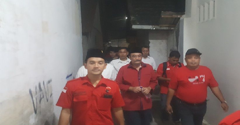 title Pascapenetapan dan Undian Nomor Urut, Djarot Langsung Blusukan Pascapenetapan dan Undian Nomor Urut, Djarot Langsung Blusukan