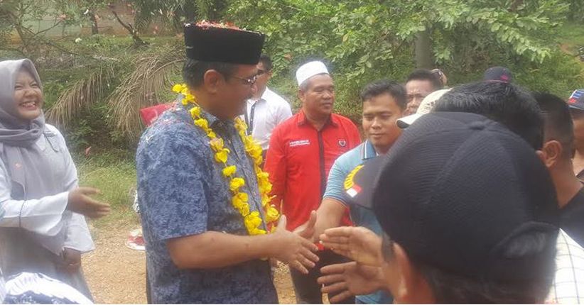title Serap Aspirasi Warga Transmigran, Djarot Blusukan di Padanglawas Serap Aspirasi Warga Transmigran, Djarot Blusukan di Padanglawas