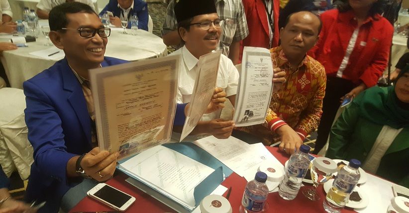 title Hari Ini, JR Saragih Diperiksa Sebagai Tersangka Pemalsuan Dokumen Hari Ini, JR Saragih Diperiksa Sebagai Tersangka Pemalsuan Dokumen