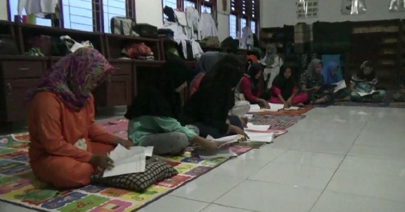 Perjuangan Siswa di Paluta, Menginap di Sekolah Demi Ujian Nasional