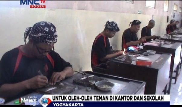 Liburan Natal, Penjualan Kerajinan Perak Meningkat Drastis