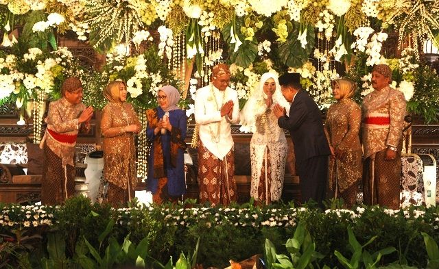 Sempat Grogi, Ini Harapan Mensesneg Pratikno Usai Menikahkan Putrinya