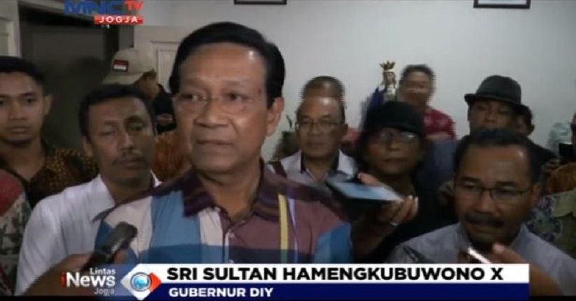 title Jenguk Korban Pembacokan, Sultan Minta Umat Beragama Tak Terprovokasi Jenguk Korban Pembacokan, Sultan Minta Umat Beragama Tak Terprovokasi