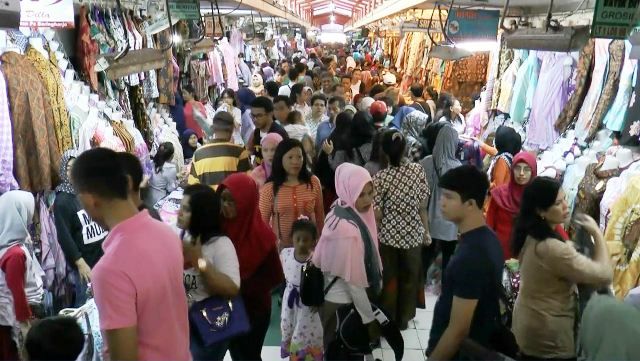 Libur Natal, Malioboro dan Pasar Beringharjo Diserbu Wisatawan