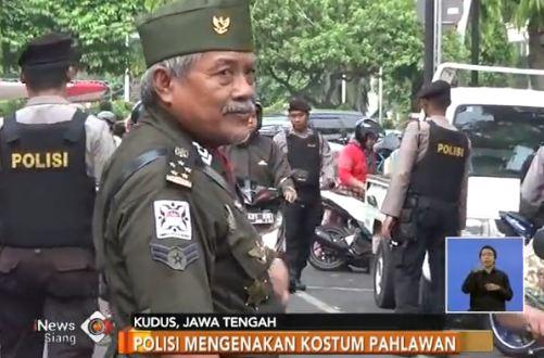 VIDEO: Petugas Gunakan Busana Pahlawan Saat Operasi Zebra