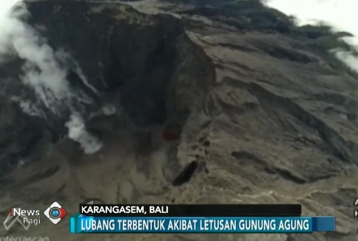 Kamera Drone PVMBG Temukan Lubang Menganga di Kawah