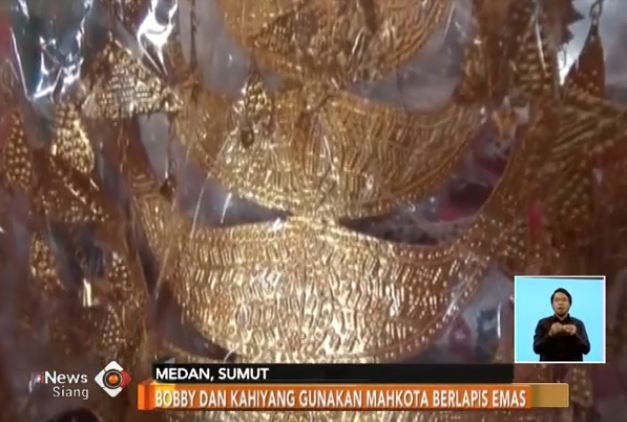 title Kahiyang dan Bobby Akan Pakai Mahkota Berlapis Emas Kahiyang dan Bobby Akan Pakai Mahkota Berlapis Emas