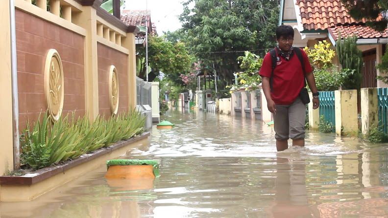 title Hujan Deras, Ratusan Rumah di Sarolangun Jambi Terendam Banjir Hujan Deras, Ratusan Rumah di Sarolangun Jambi Terendam Banjir