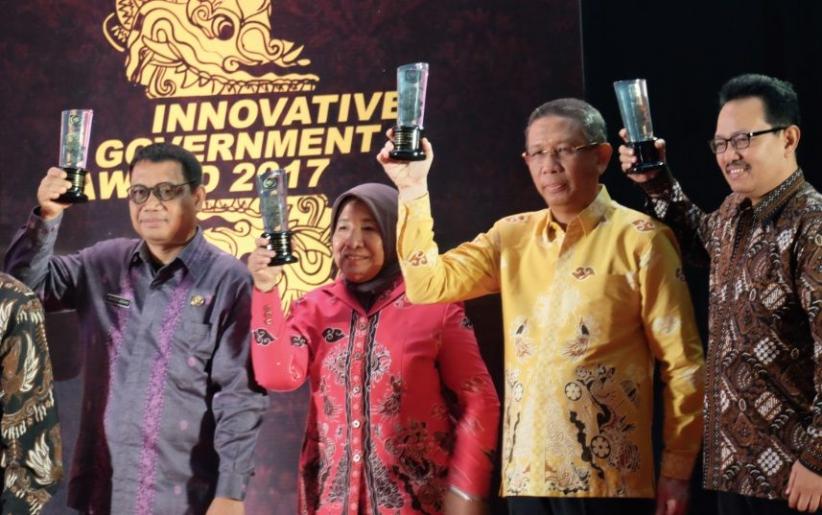 Pangkas Birokrasi, Wali Kota Pontianak Diganjar 3 Penghargaan