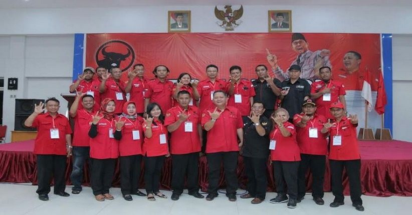 title DPC PDIP Kota Surabaya Terjunkan Tentara Partai untuk Kawal Pemilu DPC PDIP Kota Surabaya Terjunkan Tentara Partai untuk Kawal Pemilu