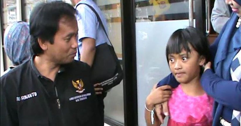 Miris, Bocah 7 Tahun Sengaja Ditinggalkan Seorang Diri di Stasiun