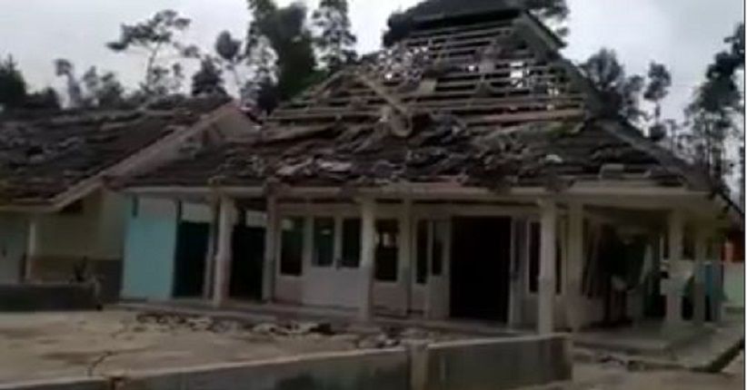 Gempa Guncang Banjarnegara Ratusan Bangunan Rusak